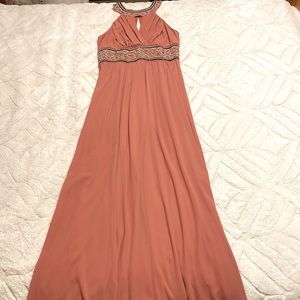 Marineblu embroidered gown